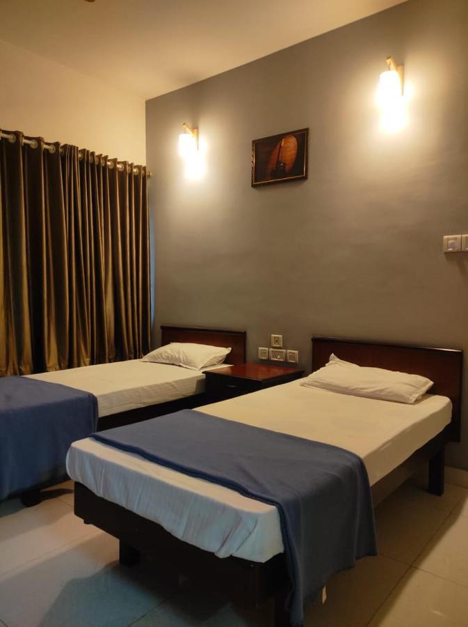 Orkuz Residency Apartment Kochi ภายนอก รูปภาพ
