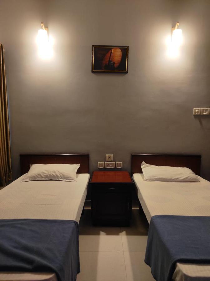 Orkuz Residency Apartment Kochi ภายนอก รูปภาพ