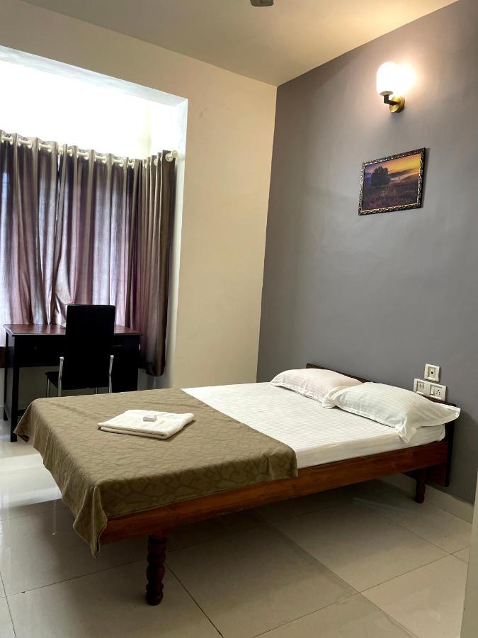 Orkuz Residency Apartment Kochi ภายนอก รูปภาพ