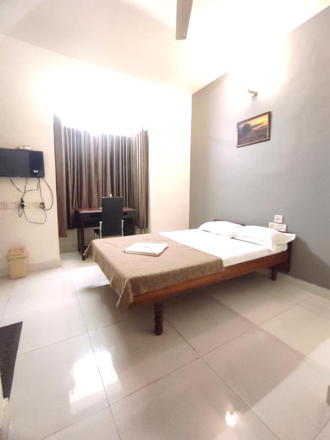 Orkuz Residency Apartment Kochi ภายนอก รูปภาพ