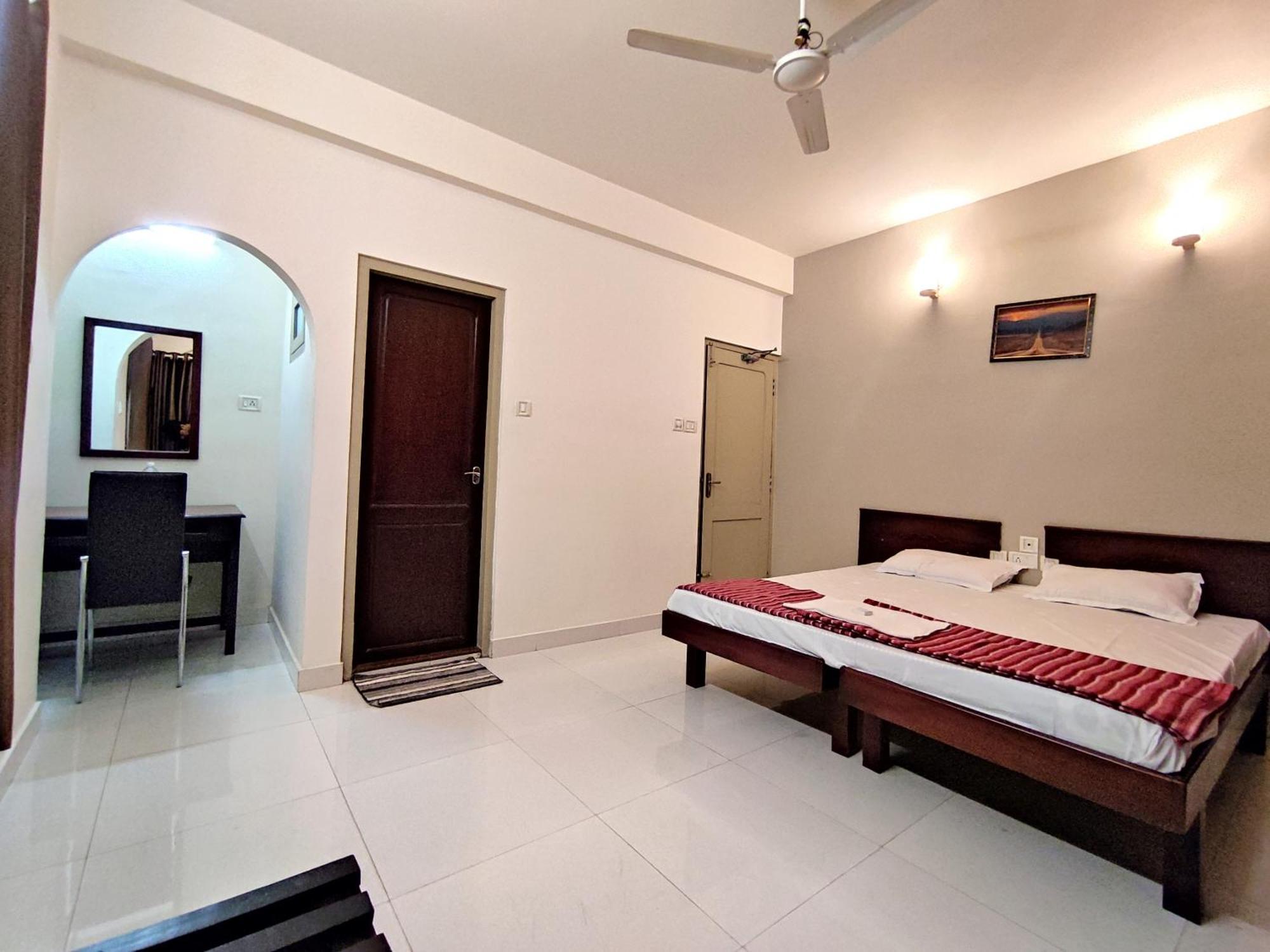 Orkuz Residency Apartment Kochi ภายนอก รูปภาพ